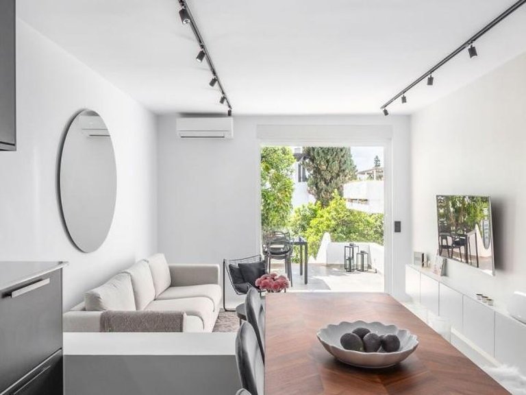 Apartment for Sale in Marbella, Malaga 29