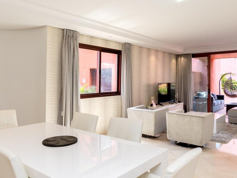 Apartment for Sale in Marbella, Malaga 30