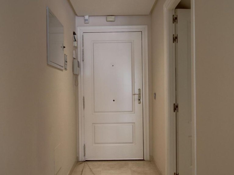 Apartment for Sale in Marbella, Malaga 31