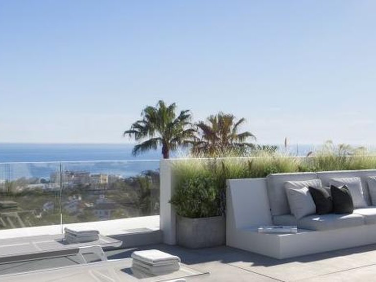 Villa for Sale in Marbella, Malaga 26