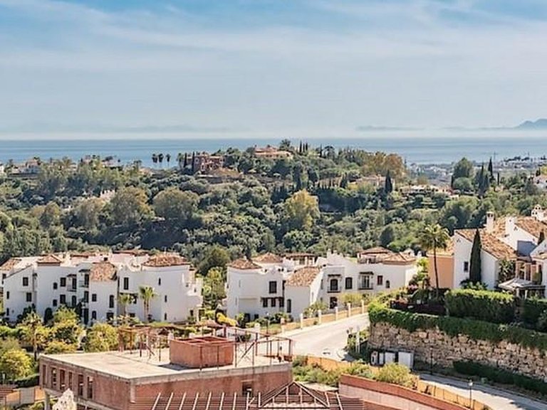 Apartment for Sale in Benahavis, Malaga 24