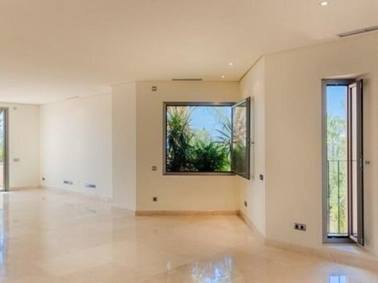 Apartment for Sale in Marbella, Malaga 14