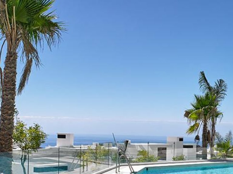 Apartment for Sale in Marbella, Malaga 27