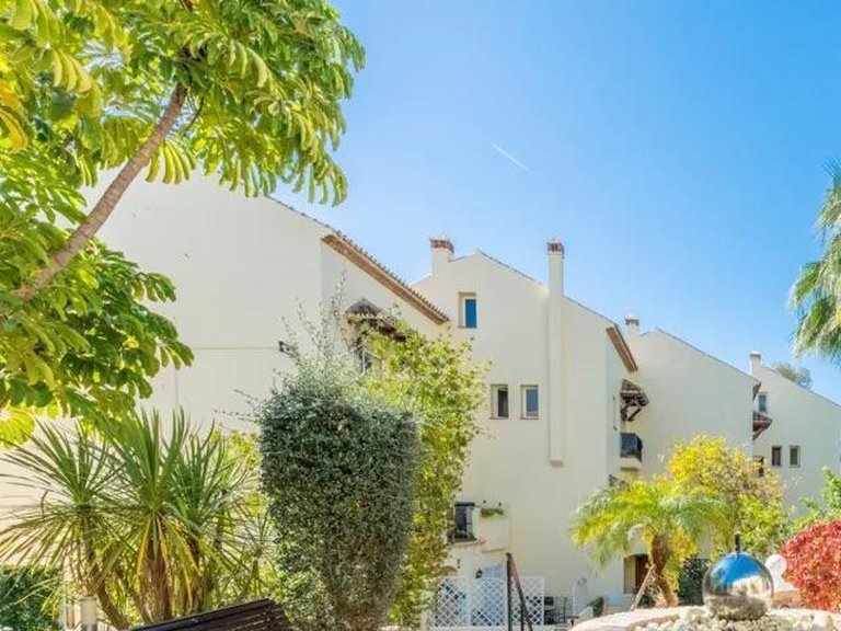 Apartment for Rent in Marbella, Malaga 31