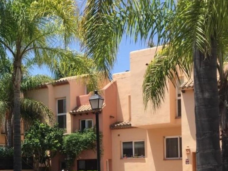 Town House for Sale in Marbella, Malaga 12