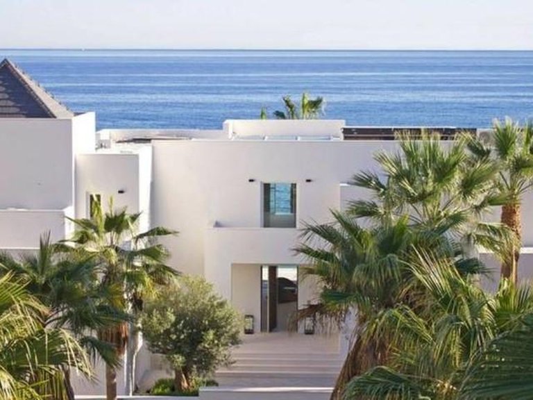 Villa for Sale in Marbella, Malaga 23