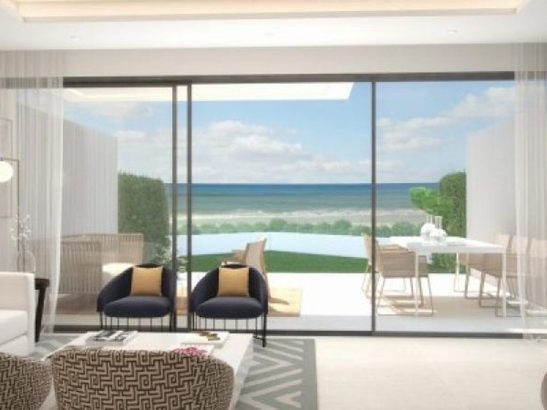 Town House for Sale in Estepona, Malaga 22