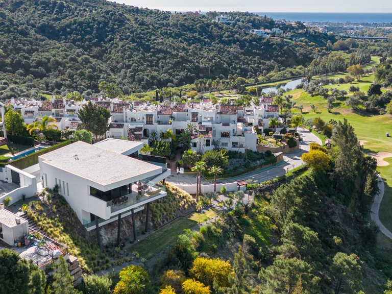 Villa for Sale in Marbella, Malaga 25