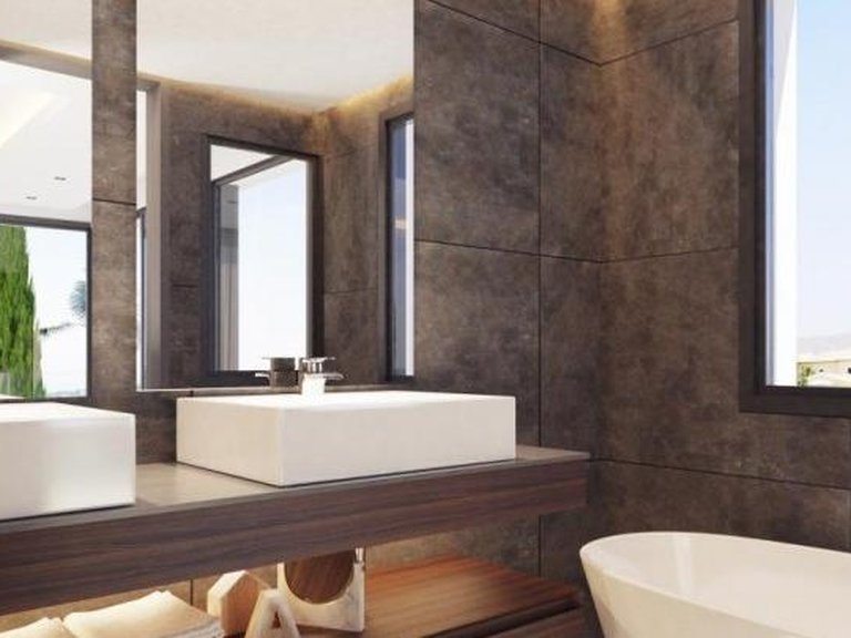 Villa for Sale in Marbella, Malaga 19