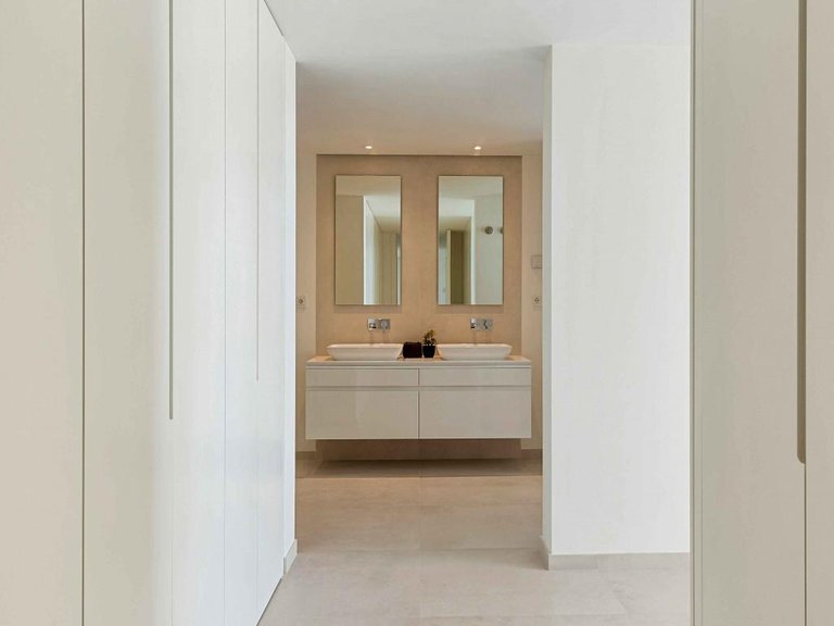 Apartment for Sale in Marbella, Malaga 28