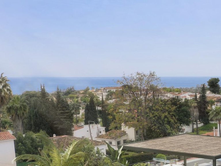 Villa for Sale in Marbella, Malaga 27