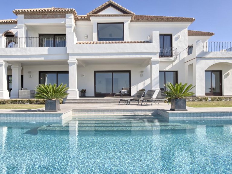 Villa for Sale in Marbella, Malaga 14