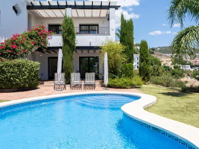 Villa for Rent in Benahavis, Malaga 26