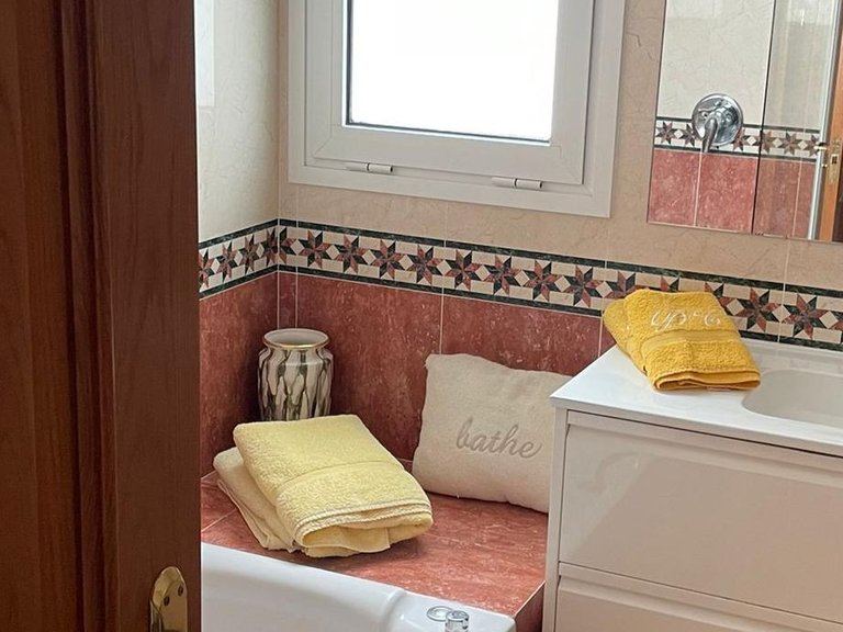 Apartment for Rent in Marbella, Malaga 16