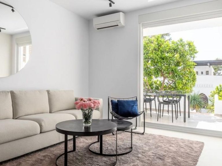 Apartment for Sale in Marbella, Malaga 25