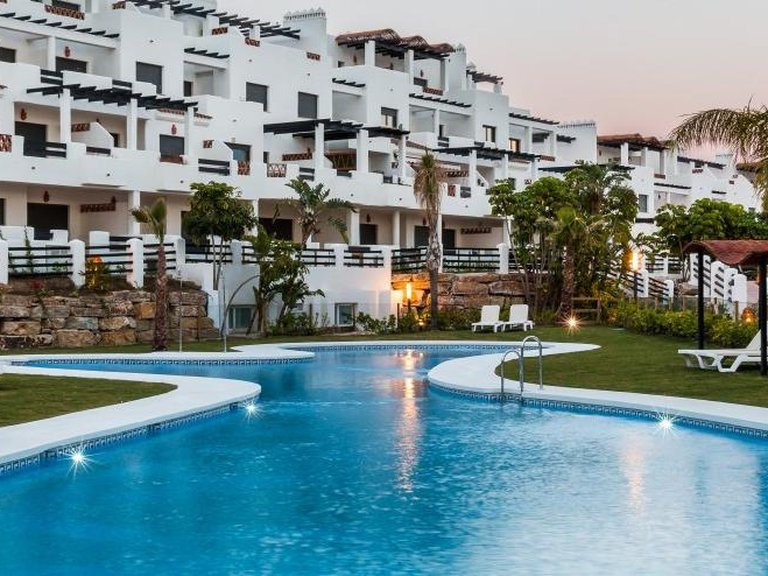 Town House for Sale in Estepona, Malaga 30