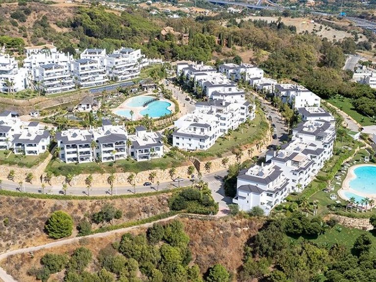 Apartment for Sale in Marbella, Malaga 24