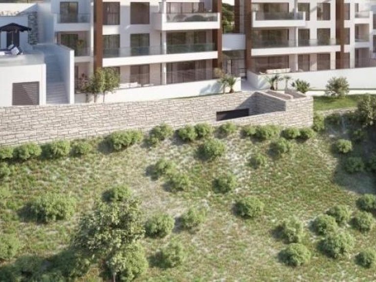 Apartment for Sale in Benahavis, Malaga 21