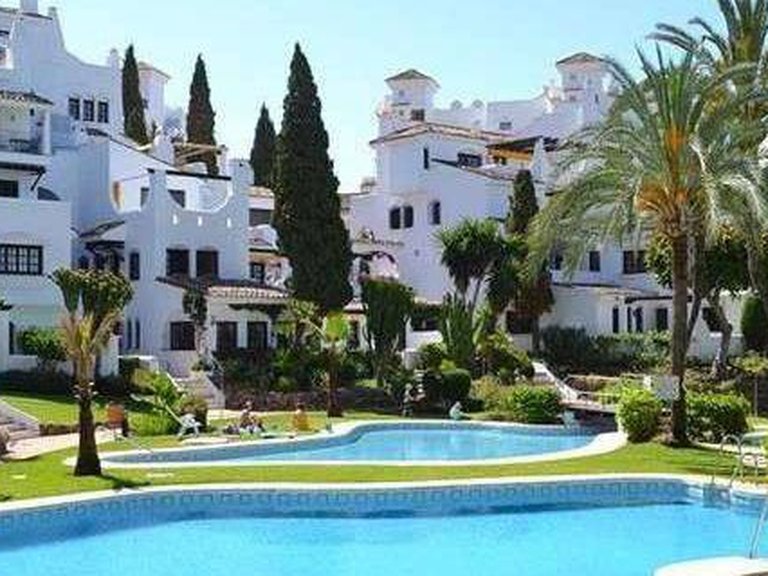 Apartment for Sale in Marbella, Malaga 15