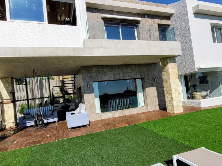Villa for Sale in Benahavis, Malaga 28