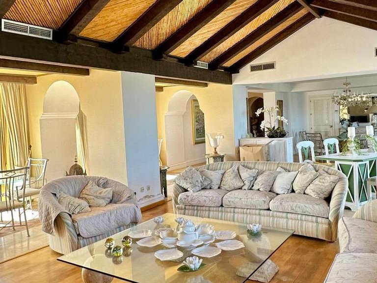 Apartment for Sale in Marbella, Malaga 18