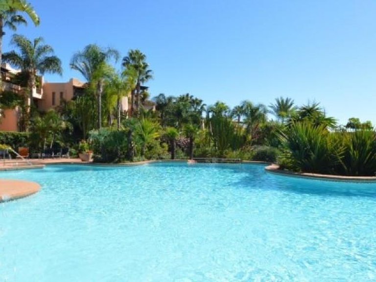 Apartment for Sale in Marbella, Malaga 12