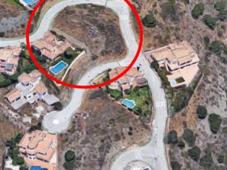 Plot for Sale in Benahavis, Malaga 18