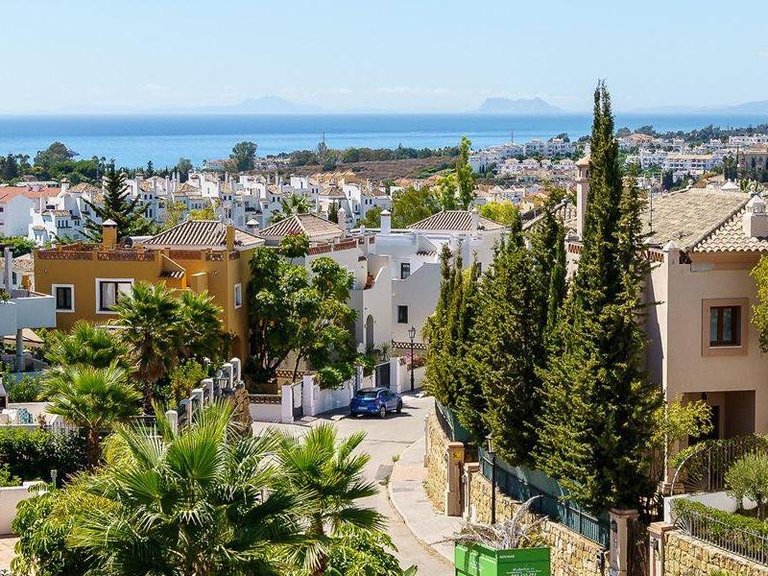 Apartment for Rent in Estepona, Malaga 30