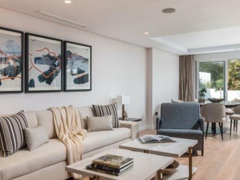 Apartment for Sale in Marbella, Malaga 24