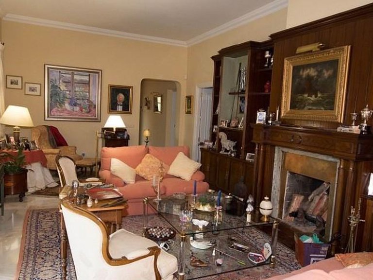 Villa for Sale in Marbella, Malaga 20