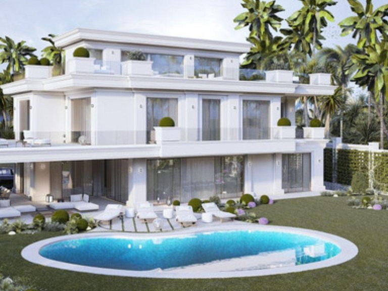 Villa for Sale in Marbella, Malaga 9