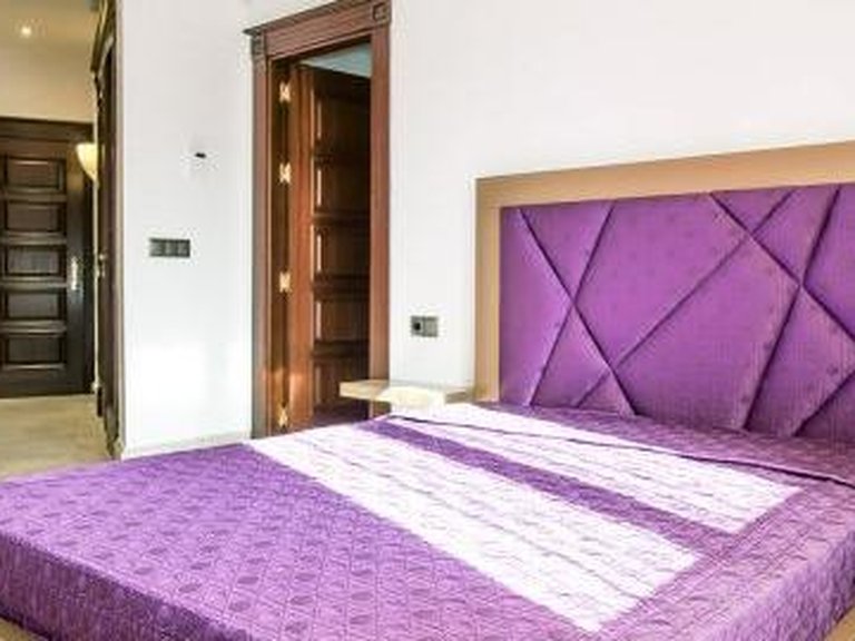 Apartment for Sale in Marbella, Malaga 30