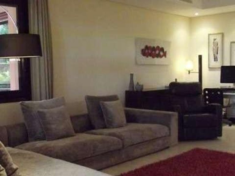 Apartment for Sale in Marbella, Malaga 27