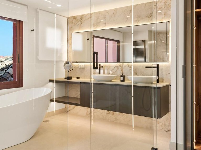 Apartment for Sale in Estepona, Malaga 26
