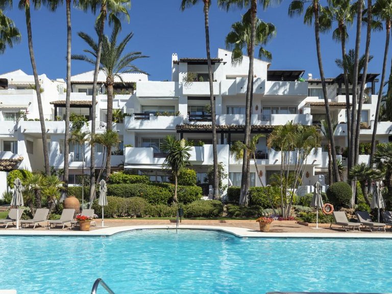 Apartment for Sale in Marbella, Malaga 27