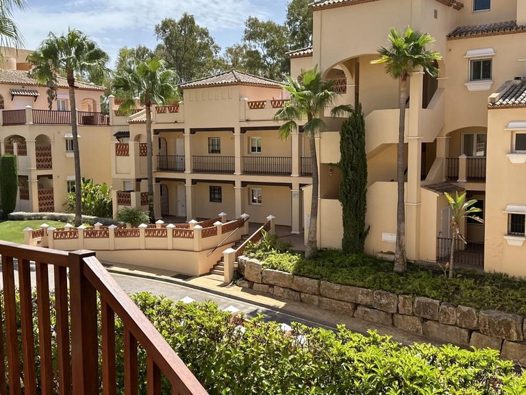 Apartment for Sale in Benahavis, Malaga 28