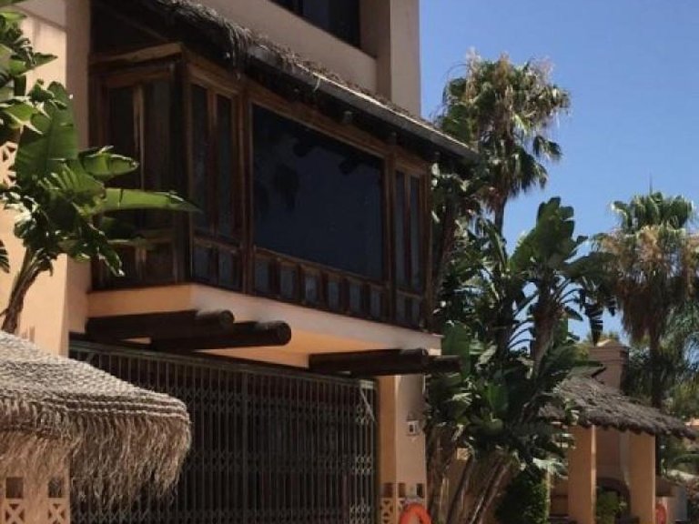 Town House for Sale in Marbella, Malaga 17