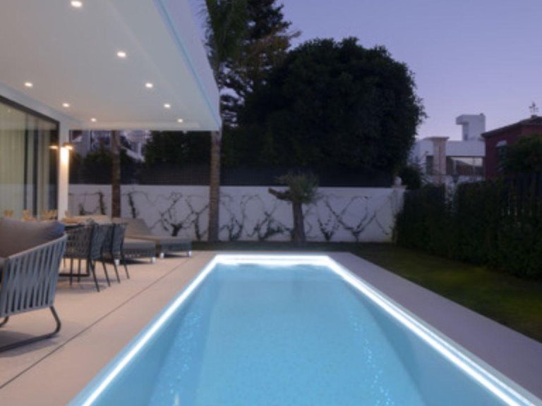 Villa for Sale in Marbella, Malaga 30