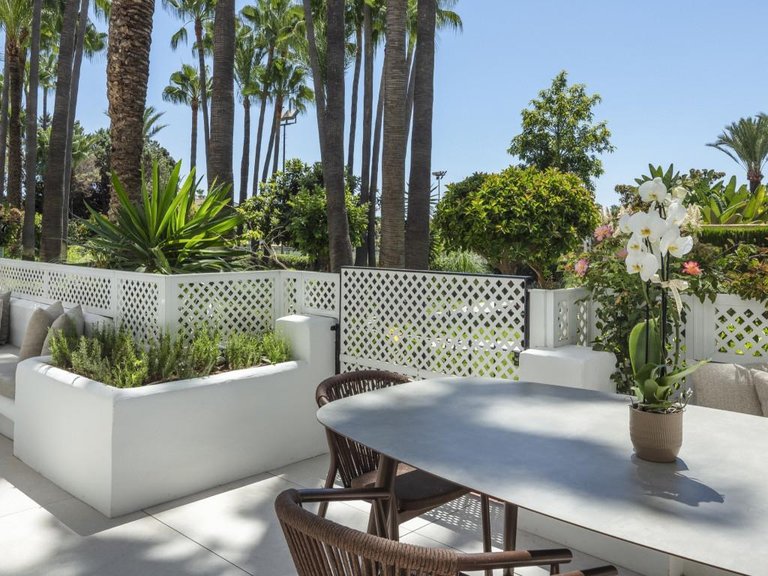 Apartment for Sale in Marbella, Malaga 25