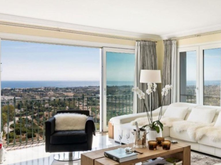 Penthouse for Sale in Benahavis, Malaga 23