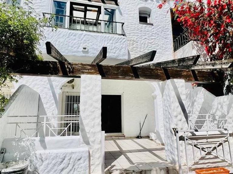 Apartment for Sale in Estepona, Malaga 30