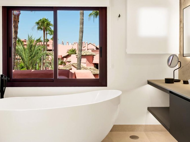 Apartment for Sale in Estepona, Malaga 27