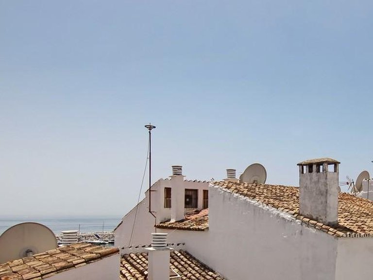 Apartment for Sale in Marbella, Malaga 28