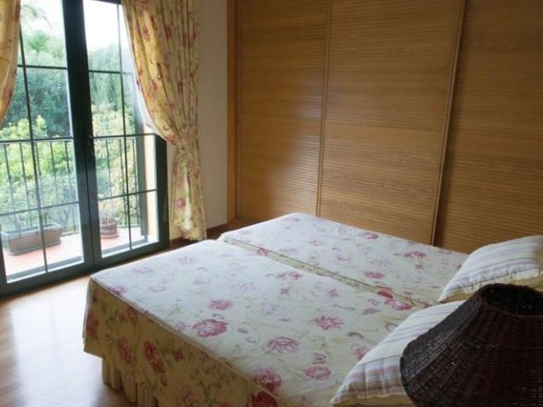 Villa for Sale in Marbella, Malaga 22
