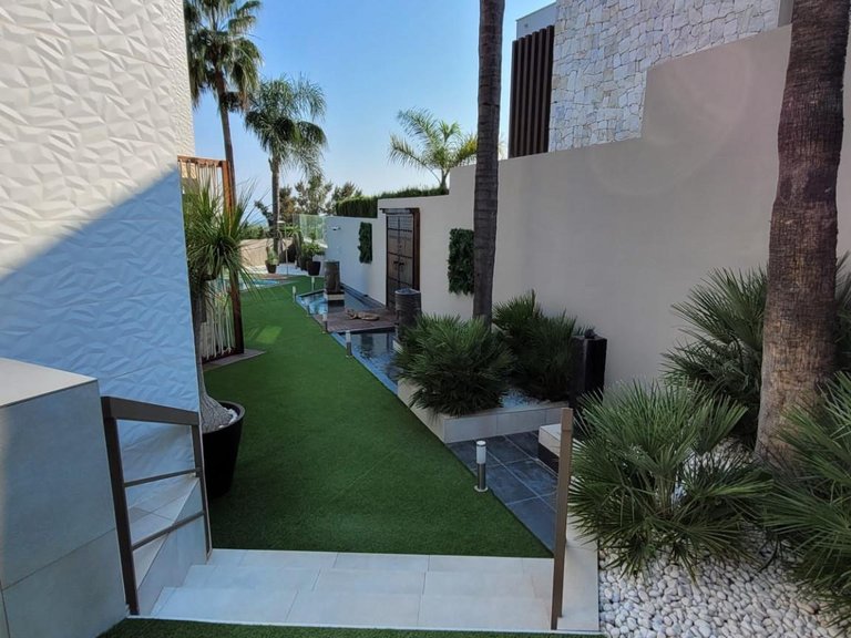 Villa for Sale in Benahavis, Malaga 29