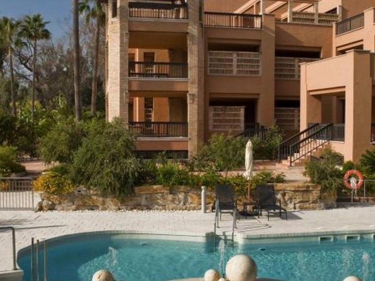 Apartment for Sale in Marbella, Malaga 31