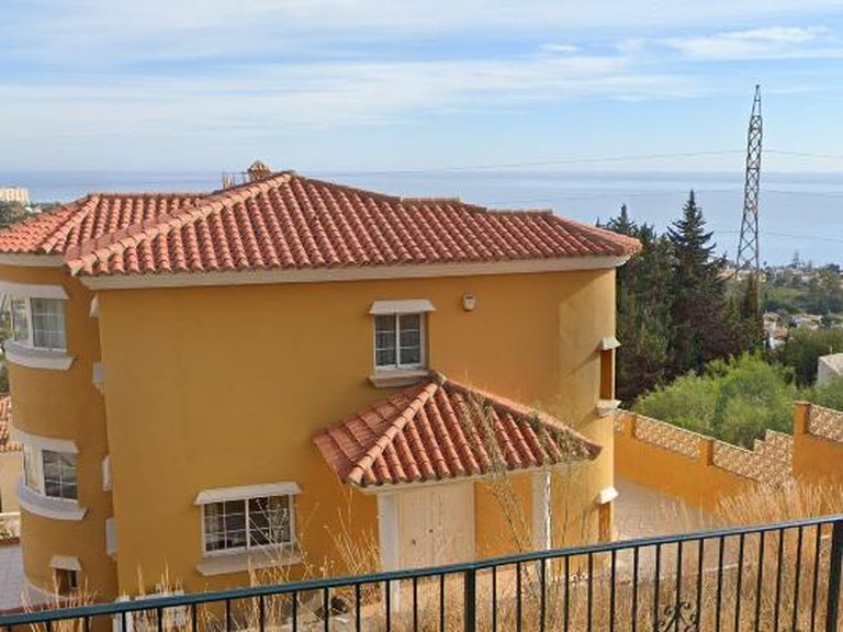 Villa for Sale in Benalmadena, Malaga 30