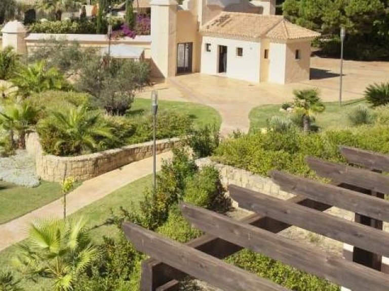 Apartment for Sale in Marbella, Malaga 15