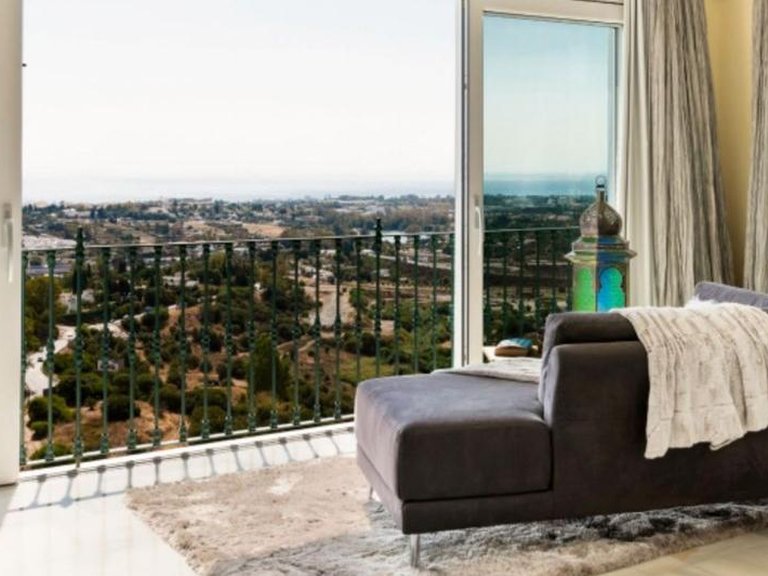 Penthouse for Sale in Benahavis, Malaga 29