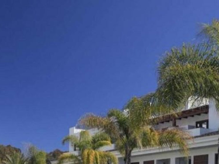 Penthouse for Sale in Estepona, Malaga 9
